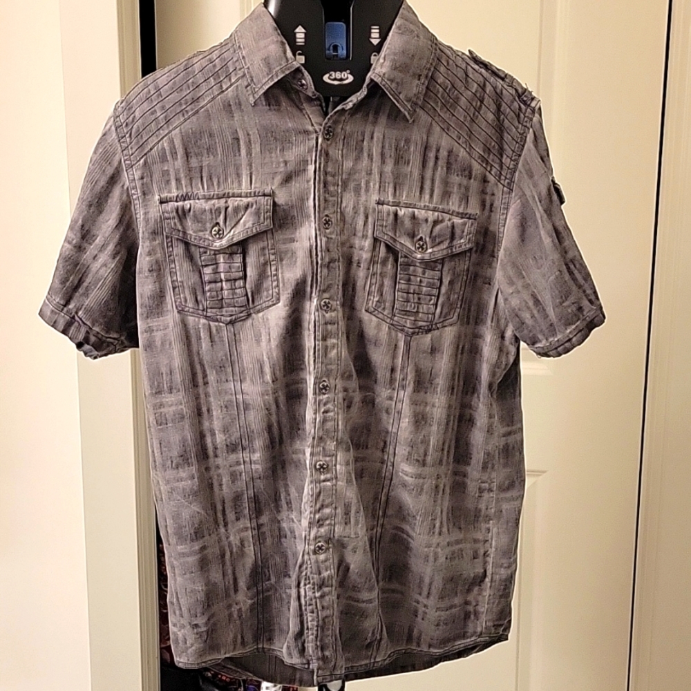 AFFLICTION MILITARY STYLE S/S SHIRT- (vintage)
Used once